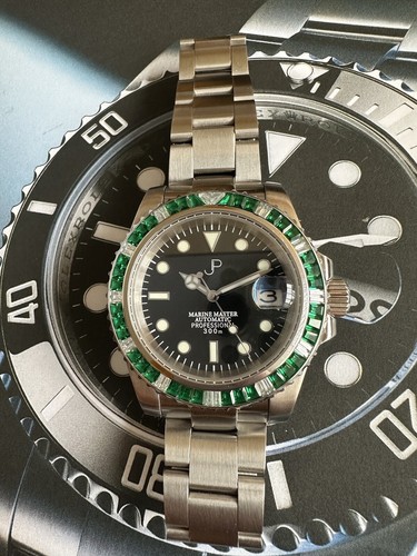 Seiko nh35 custom watch 40m - seiko,