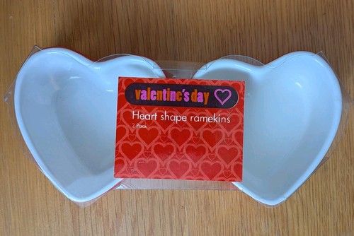 New red heart shape ramekins - 2,
