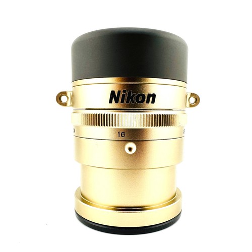 Near mint nikon pro - nikon,