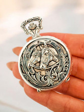 Solid Silver Vesta Case with