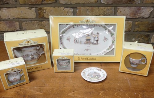 Rare royal doulton brambly - doulton,