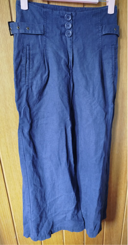 Next old label - , navy