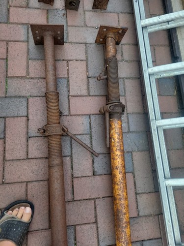 Builders acrow props - acrow, used