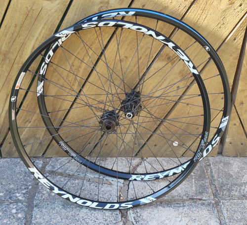 Reynolds am 650b - r,