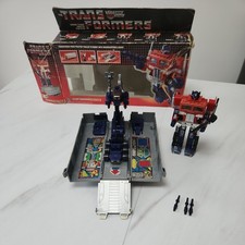Transformer 1984 Autobot Optimus Prime G1 Vintage Hasbro