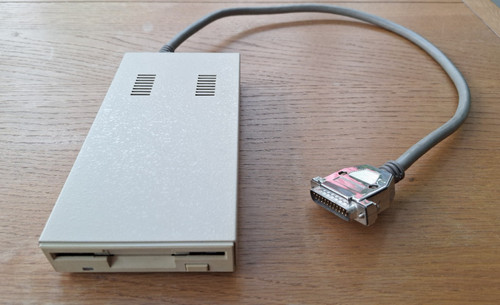 Commodore amiga external - commodore,