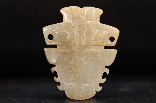 Jade carved beast face - face, pattern