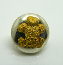 EARLY THE WELSH REGIMENT UNIFORM ARMY BUTTON PART COLLECTION
