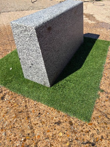 Silver grey granite - silver, bollards