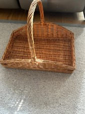 Large Strong Wicker Basket with Handle Rattan Bread/Sandwich seller display