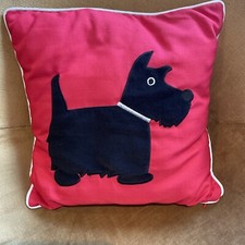 VINTAGE CUSHION RED WITH BLACK VELVET SCOTTIE DOG EXCELLENT CONDITION FINALPRICE