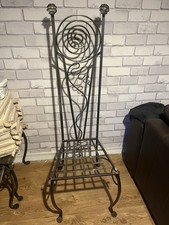 Wraught Iron Table Set With 6 Chairs No Glass In Table Good Condition