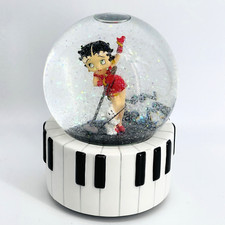 SAN FRANCISCO MUSIC BOX BETTY