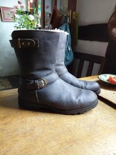 UGG Australia Women's Brown