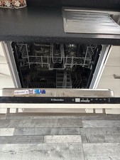 Miete Dish washer, Left In House move, Seems To Be Working Ok.