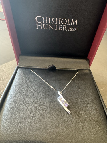 Chisholm hunter 9ct white gold - hunter,
