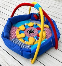 Baby Activity Gym Play Mat for Babies + Lots of Hanging Soft Toys. Excellent!