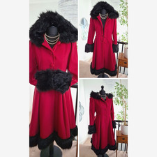HELL BUNNY The Elvira coat