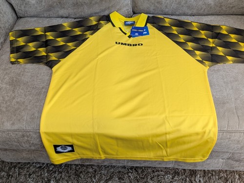 Vintage umbro vapa tech - umbro,