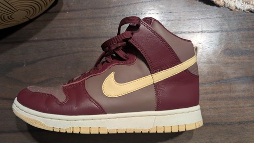 Size nike dunk - 8, plum
