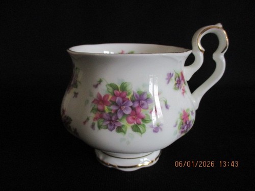 Royal albert violetta - violetta, just