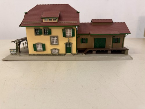Vollmer 26661 train station - 26661,
