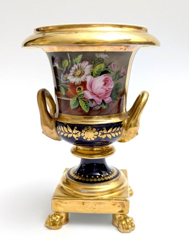 Porcelain vase crater - porcelain,
