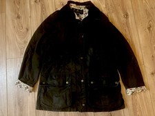 VINTAGE WOMENS BARBOUR