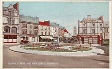Burns Statue & High Street