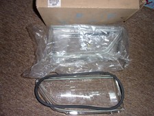 LHD PEUGEOT 306 MK1 HEADLIGHT GLASS SET GENUINE NEW PEUGEOT 821322