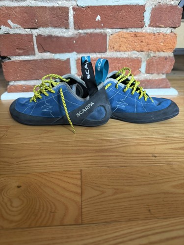 Scarpa helix climbing shoes - scarpa, sz