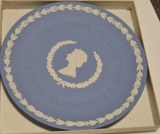 Wedgwood commemorative silver Jubilee Jasperware blue Plate box VGC 