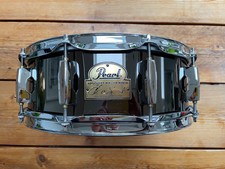 Pearl Chad Smith Signature