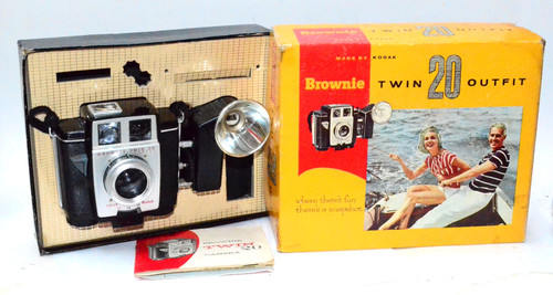 Brownie twin outfit eastman - twin, 20