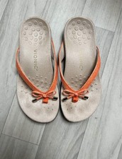 Vionic Women’s Wide Fit Flip Flop 5