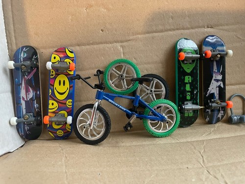 Fingerboard skateboard bundle - fingerboard,