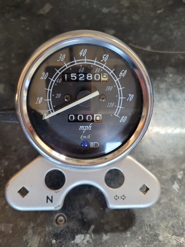 Suzuki 125 marauder - marauder, speedo