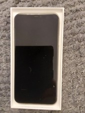 IPHONE 11 PRO MAX  64GB (  UNLOCKED   )  PLEASE READ DISCRIPTION.......