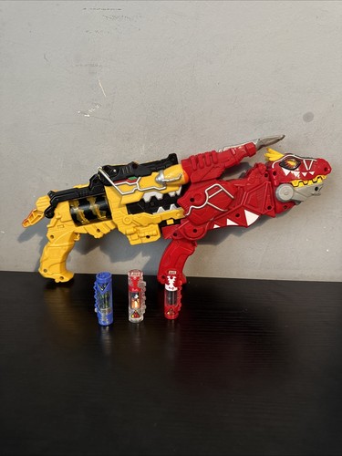 Power rangers dino - rangers, charge