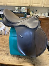 Wintec Easy Change  Cair  500 GP Saddle Brown  17 1/2” With Girth