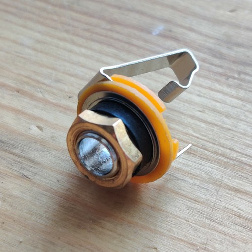 New guitar input - 6.35mm, mono