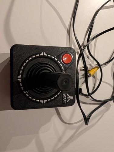 Retro atari plug play - atari,