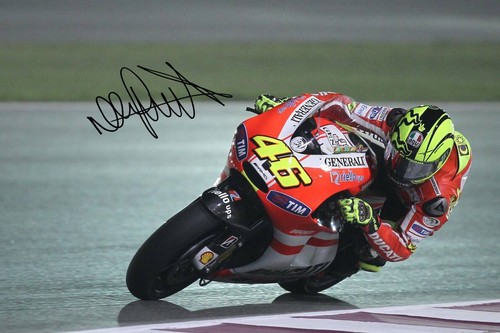 Valentino rossi signed - valentino,