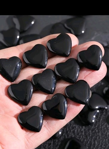 Obsidian crystal hearts - 10,