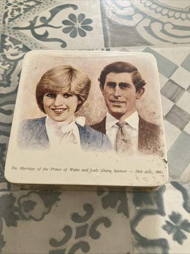 Royal memorabilia job lot - memorabilia,
