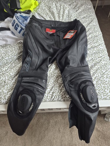Rst sabre leather - rst,