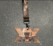 2 x Chris Brown Breezy VIP
