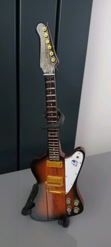 Tom petty gibson - tom, v