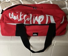 Quicksilver Duffel Bag Hold-all Bag Travel Bag Red Zip Pockets Shoulder Strap