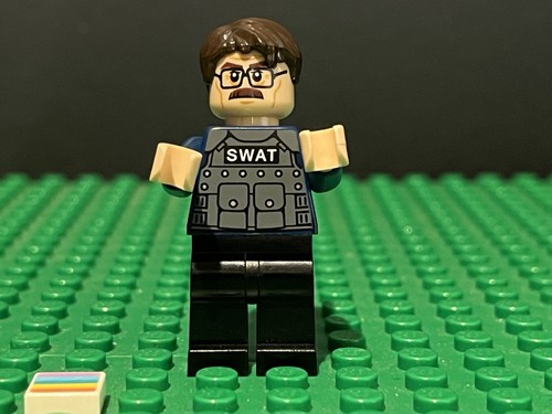 Lego commissioner james - lego,